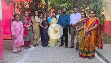 रामपुर: ताक्षका गांव के वृद्धाश्रम में उत्तर प्रदेश महिला राज्य आयोग की सदस्य और NGO प्रमुख ने बुजुर्गों के साथ कार्यक्रम किया