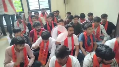 ગાંધીનગર: સમર્પણ ગર્લ્સ હોસ્ટેલમાં વિદ્યાર્થીની ના આપઘાતને લઈને એબીવીપી દ્વારા વિરોધ પ્રદર્શન