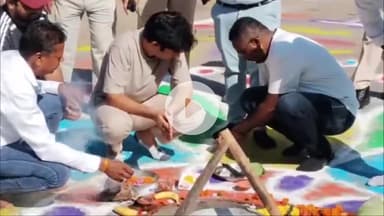 बिचौली हप्सी: दशहरे पर नगर निगम परिसर में वाल्मिक समाज द्वारा ड्रेनेज चेंबर का पूजन