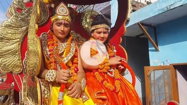 रामपुर: गुरुवार को शास्त्रीनगर में दशहरे के उपलक्ष्य में मनु ब्रादरी द्वारा 64वीं भव्य शोभायात्रा का आयोजन किया गया