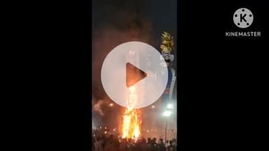 देहरादून: देहरादून में 121 फ़ीट रावण का धूमधाम से हुआ दहन, मनाया गया दशहरा का पर्व