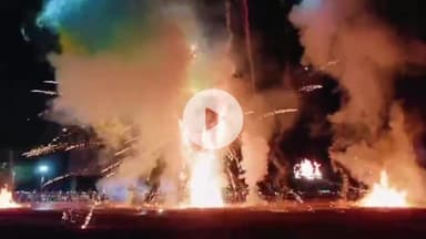 कांके: मोरहबादी मैदान में मुख्यमंत्री हेमंत सोरेन ने किया रावण दहन, आसमान भव्य आतिशबाजी से सराबोर