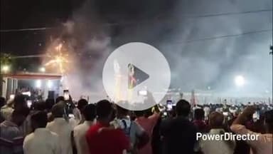 कहरा: सहरसा: MLT कॉलेज प्रांगण में कड़ी सुरक्षा के बीच रावण दहन कार्यक्रम सम्पन्न, जुटी श्रद्धालुओं की भीड़