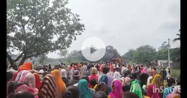 बेमेतरा: अंधियारखोर गांव में परंपरागत तरीके से हाफ नदी में दुर्गा विसर्जन हुआ, बड़ी संख्या में आसपास के ग्रामीण शामिल हुए