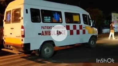 नीमच नगर: भाटखेड़ा चौराहे पर टायर फटने से पिकअप अनियंत्रित होकर बाइक और कार से टकराई, 2 घायल