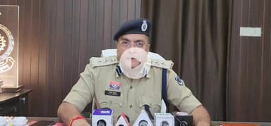 दुर्ग: दुर्ग पुलिस लाइन में धूमधाम से हुई परंपरागत शस्त्र पूजा, SSP ने दी जानकारी