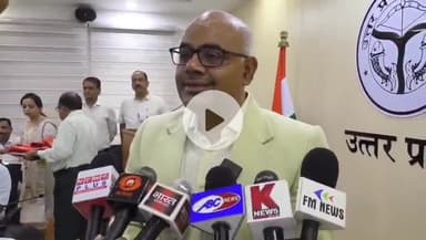 कानपुर: राष्ट्रपिता महात्मा गांधी के जन्म दिवस पर कलेक्टरेट में कार्यक्रम का आयोजन, जिलाधिकारी ने दी जानकारी