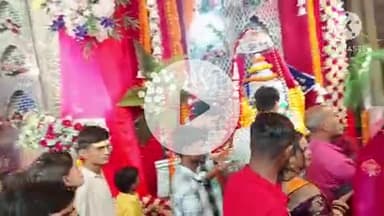 बक्सर: नवमी की पूरी रात नगर की सड़क गुलजार रही, संध्या समय अव्यवस्था भी रही