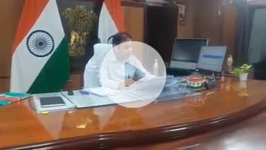 लाडपुरा: कलेक्ट्रेट में सौर ऊर्जा योजनाओं की हुई समीक्षा बैठक, जिला कलेक्टर पीयूष समारिया ने दिए निर्देश