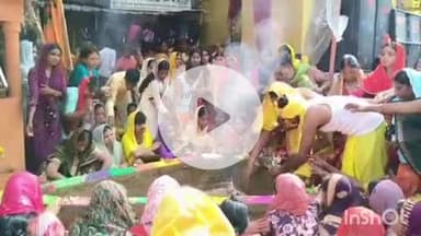 अरवल: सब्जी मंडी स्थित दुर्गा पूजा मंडप में मूर्ति विसर्जन से पहले हवन-पूजन का आयोजन