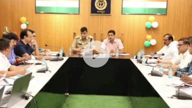 रामपुर: शुक्रवार को कलेक्ट्रेट सभागार में जिला अधिकारी जोगिंदर सिंह की अध्यक्षता में ज़िला स्वास्थ्य समिति की बैठक आयोजित की गई