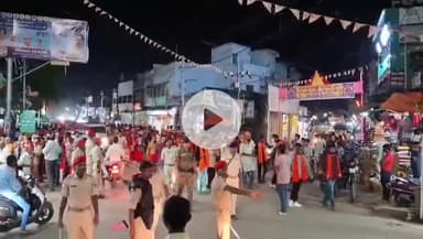 सुपौल: सुपौल माल गोदाम से दुर्गा प्रतिमा विसर्जन शोभायात्रा निकाली गई, भावुक विदाई दी गई