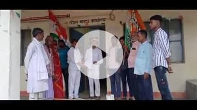 सुपौल: गढ़ बरुवआरी रेलवे स्टेशन पर वैशाली एक्सप्रेस के स्टॉपेज को लेकर की गई मांग