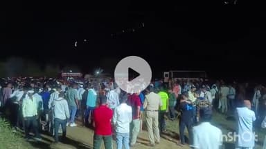 खेरागढ़: दुर्गा प्रतिमा विसर्जन के दौरान डूबे 5 लोगों के शव गांव पहुंचे, मची चीख-पुकार