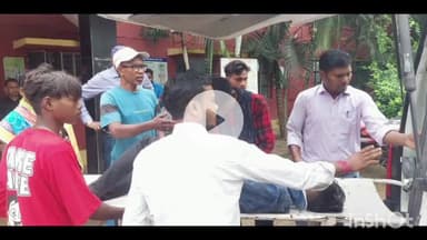 शिकारीपाड़ा: शिकारीपाड़ा थाना क्षेत्र के कोड़ीगढ़ के पास मोटरसाइकिल सवार दो युवक गिरे, गंभीर रूप से घायल