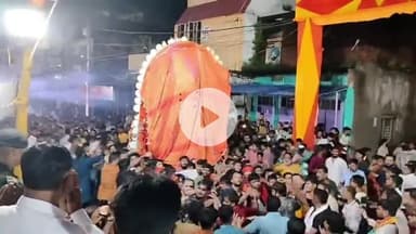 गिरिडीह: नवरात्र समाप्ति के बाद बरवाडीह के मानसरोवर तालाब में प्रतिमा विसर्जन जारी