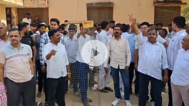 चूरू: गांव बालरासर आथुना में पुलिस की गाड़ी से युवक की हुई मौत, परिजनों ने शव लेने से किया इंकार