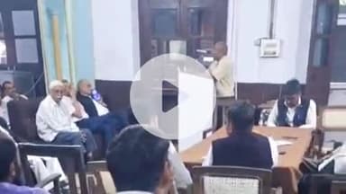 बहराइच: जिला बार एसोसिएशन सभागार में अधिवक्ताओं ने न्यायिक कार्य से विरत होकर दो दिवसीय कार्यशाला का आयोजन किया