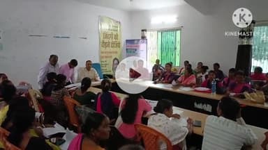 घाघरा: घाघरा प्रखंड कार्यालय में बीडीओ ने बीएलओ कर्मियों के साथ की बैठक, दिए दिशा निर्देश