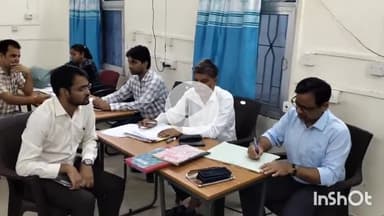 सासाराम: सासाराम रोहतास के डीडीसी ने नियंत्रण कक्ष में बैठे आपदा का किया मोआएना