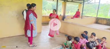 केशकाल: कलेक्टर के निर्देश पर केशकाल के SDM ने निर्माण कार्यों का किया निरीक्षण