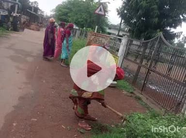 राजनांदगांव: जिले के ग्राम गनेरी और चिद्दों में चलाया गया स्वच्छता अभियान, विभिन्न क्षेत्रों में की गई साफ-सफाई