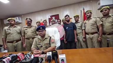 अमरोहा: थाना नौगावा सादात पुलिस ने अंतर्जनपदीय वाहन चोर गैंग का पर्दाफाश करते हुए 2 शातिर चोरों को पकड़ा, एसपी ने किया खुलासा