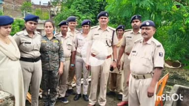 मुंगेर: मुंगेर पुलिस आपकी सेवा में तत्पर, लगातार दूसरे दिन भी जारी है विसर्जन, विभिन्न जगहों पर पुलिस बल तैनात