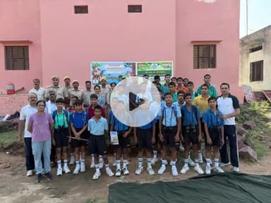 धौलपुर: केसरबाग वन्यजीव अभयारण्य में वन भ्रमण एवं बर्ड वॉचिंग गतिविधि का आयोजन, वन्यजीव सप्ताह के अंतर्गत