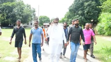 रक्सौल: रक्सौल प्रखण्ड अंतर्गत हारनाही पंचायत के मसनाडीह में आईटीआई भवन निर्माण हेतु शिलान्यास स्थल का निरीक्षण किया विधायक