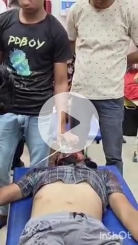 हाथरस: गांव शाहपुर के पास तेज गति से बाइक अनियंत्रित होकर गिरी, युवक गंभीर घायल, अस्पताल से रेफर, रास्ते में हुई मौत