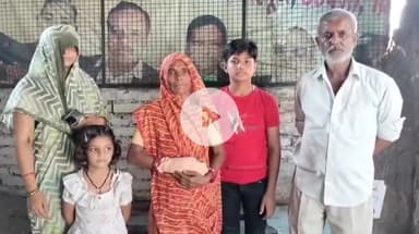 झांसी: सिमराहा निवासी बुजुर्ग ने SSP से लगाई न्याय की गुहार, पुत्र ने किया माता-पिता के मकान पर कब्जा