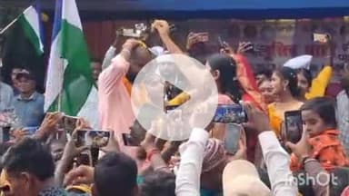 कहरा: कोरलाही में इंडियन इनक्लूसिव पार्टी के सुप्रीमों ई. आईडी गुप्ता ने जनसभा को संबोधित किया, जुटी समर्थकों की भीड़