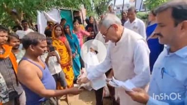 सासाराम: सासाराम आपदा में डॉक्टर निर्मल कुमार ने राहत सामग्री बांटी