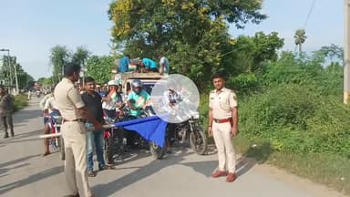 करपी: नशा मुक्ति अभियान को x सिपाही रंजय कुमार ने चलाया अभियान में शहर तेलपा थाना अध्यक्ष कन्हैया कुमार झंडी दिखाकर किया रवाना