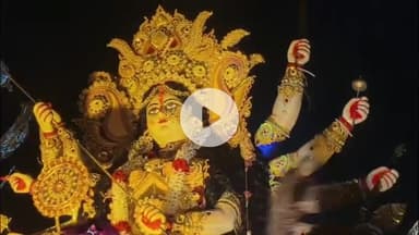 गिरिडीह: सिहोडीह के आम बागान में स्थापित मां दुर्गे की प्रतिमा का उसरी नदी में किया गया विसर्जन