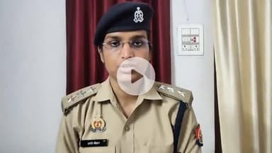 थाना बीसलपुर क्षेत्रान्तर्गत कार का टायर बदलते समय 04 लोगों को पीछे से अज्ञात वाहन द्वारा टक्कर मार दी गयी, दौराने उपचार