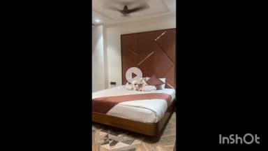 awadh palace khurai 🪷 
contact no. 8819999818