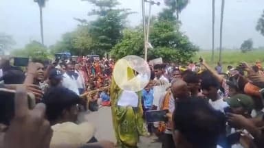 उत्तर सेतु पंचायत के मुखिया ने uttaserhu पंचायत ना बनवाकर नगमा बनवा रहा था