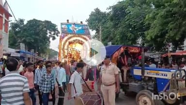 मुंगेर: जमालपुर की दुर्गा और काली प्रतिमा का मुंगेर में आगमन, लोगों में उत्साह