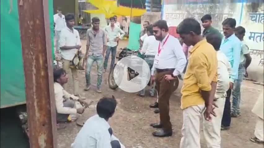 मक्सूदनगढ़: मक्सूदनगढ़ नगर परिषद अधिकारी ने  हाट बाजार की व्यवस्थाएं सुधारने के लिए  हाट बाजार का लिया जायजा