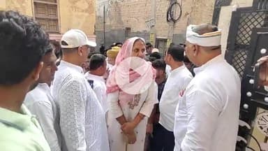 बीकानेर: सचिन पायलट बीकानेर पहुंचे, वरिष्ठ कांग्रेस नेता जनार्दन कल्ला के आवास पर दिवंगत पत्नी के चित्र पर पुष्प अर्पित किए