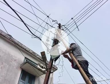 राजनांदगांव: नगर निगम द्वारा दीपावली से पूर्व शहर के विभिन्न क्षेत्रों में विद्युत व्यवस्था को दुरुस्त किया जा रहा, लगाए गए एलईडी लाइट