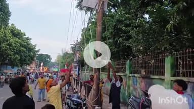 मुंगेर: आचार संहिता लागू होते ही नगर निगम की कार्रवाई, शहरभर से हटाए जा रहे राजनीतिक बैनर-होर्डिंग