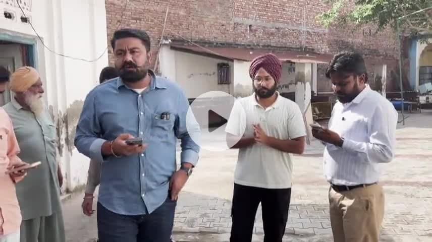 ਜੈਤੋ: ਗੁਰੂਦੁਆਰਾ ਗੰਗਸਰ ਸਾਹਿਬ ਵਿਖੇ ਸੀਵਰੇਜ ਸੱਮਸਿਆ ਹਲ ਨਾ ਕਰਨ ਲਈ ਹਲਕਾ ਵਿਧਾਇਕ ਅਮੋਲਕ ਸਿੰਘ ਨੇ ਲਾਈ ਜੇਈ ਦੀ ਕਲਾਸ