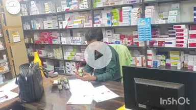 नीमच नगर: औषधि निरीक्षक ने नीमच में मेडिकल दुकानों का निरीक्षण किया, कफ सिरप के पांच नमूने लिए