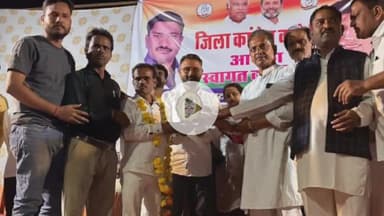 सागर नगर: जिला कांग्रेस ने तीनबत्ती में श्रेष्ठ नवदुर्गा झांकी, मार्शल आर्ट कला और अखाड़ा प्रतियोगिताओं को किया सम्मानित