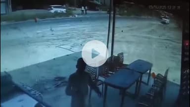 कोल: टप्पल में तेज रफ्तार टाटा मैक्स ने दरोगा को कुचलकर पलटा, हुई मौत, CCTV वीडियो आया सामने