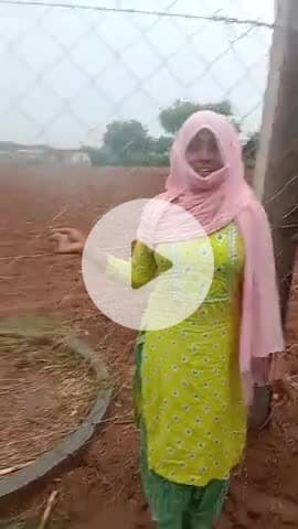 yah bacchon ka mamla Hai School nahin jaane de rahe bacchon ko rasta band kar diya hai aaj 10 din Ho chuke hain aur bari