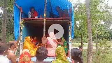 गोरौल: शरद पूर्णिमा पर आदमपुर गांव से शिव भक्त बाबा बैद्यनाथ धाम में जलाभिषेक करने निकले